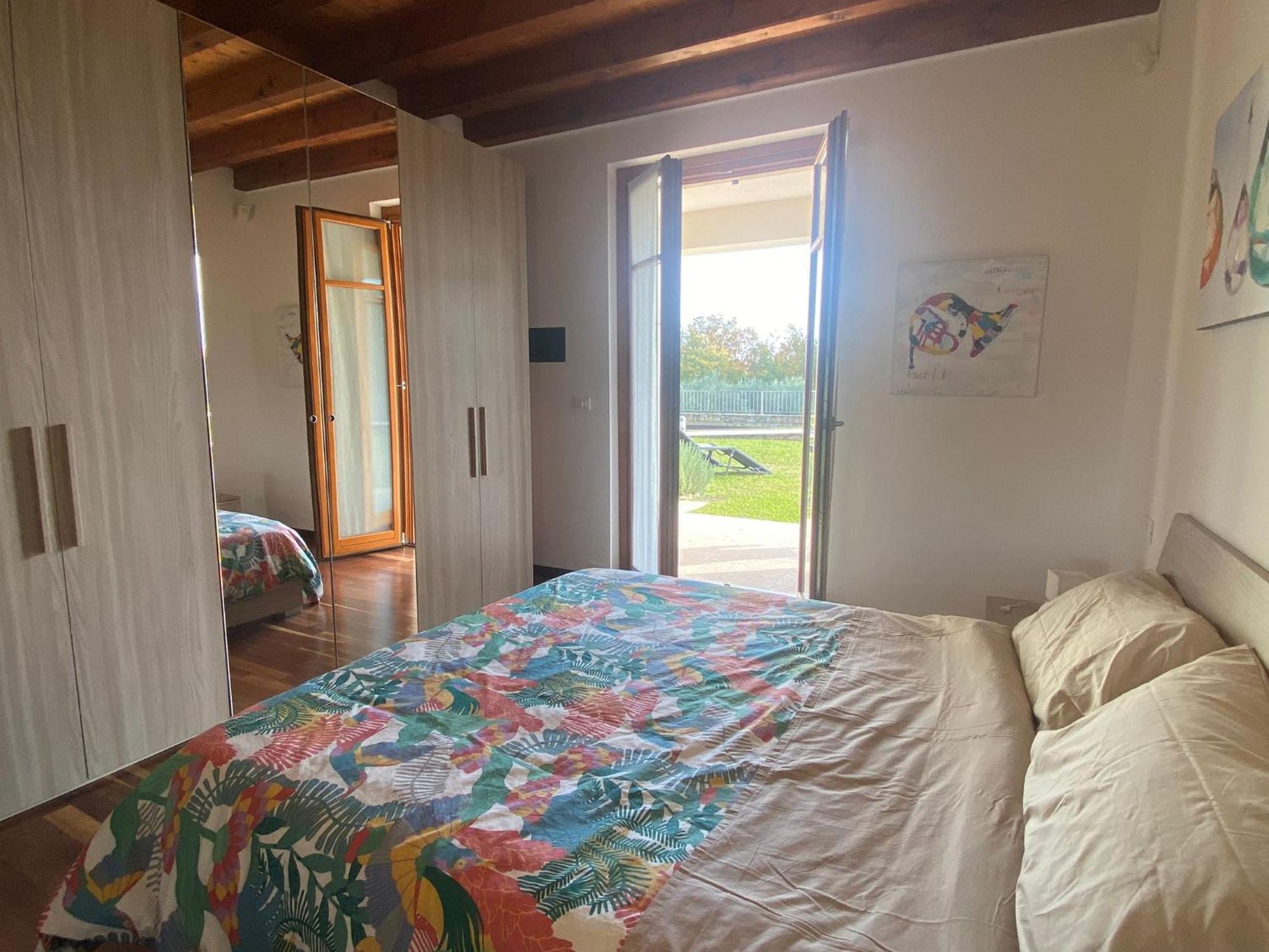 The Flowers - Apartments With Private Garden In Residence With Pool 马内尔巴 外观 照片